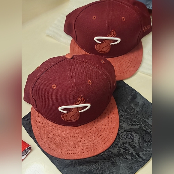 Rare Miami Heat Suede Brim Snapback - Picture 2 of 13
